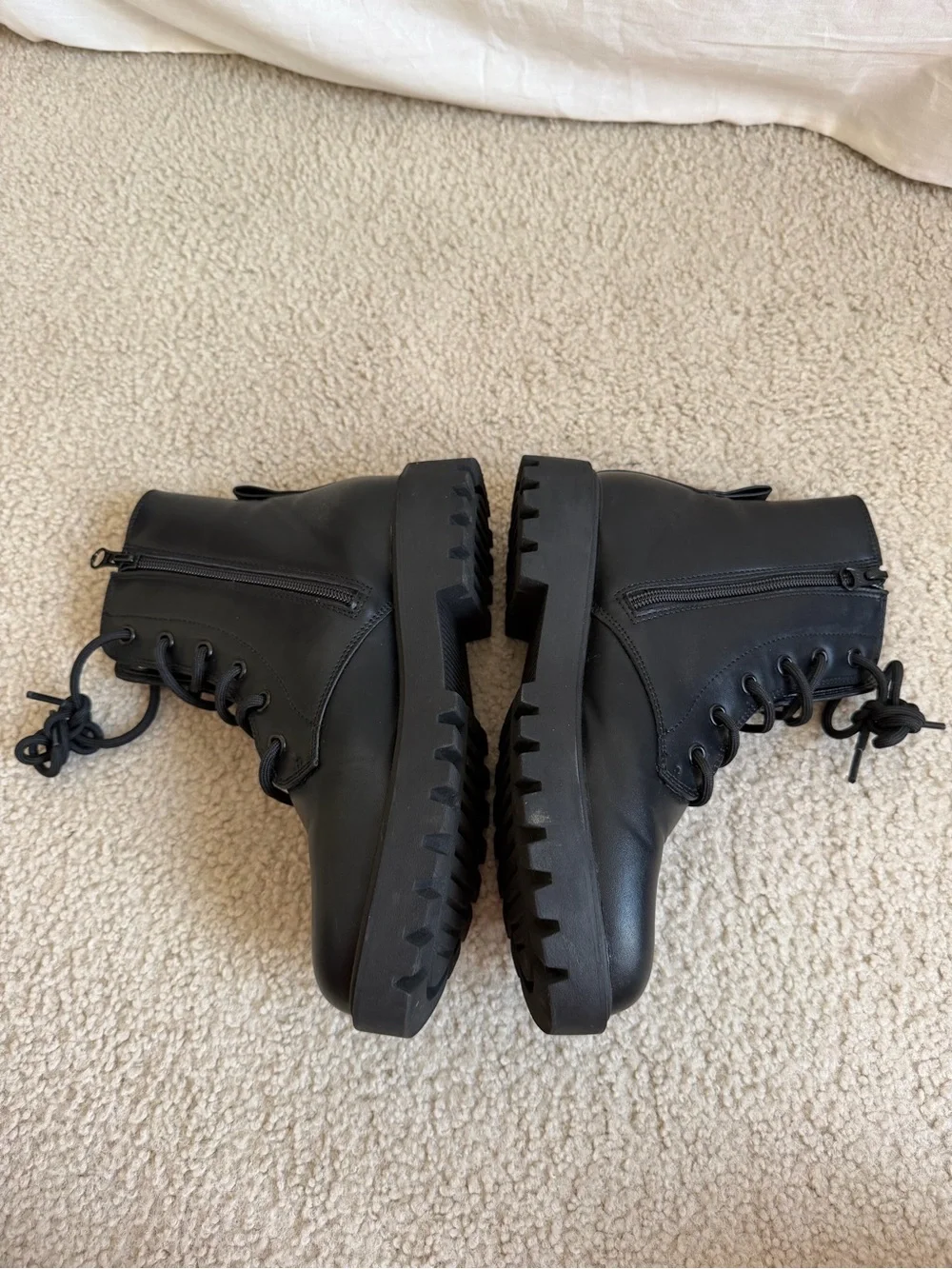 art class sleek black